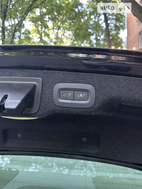 Седан Volvo S90 2017 в Полтаве