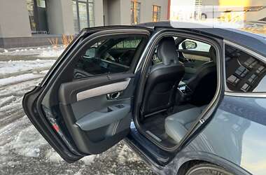 Седан Volvo S90 2020 в 
