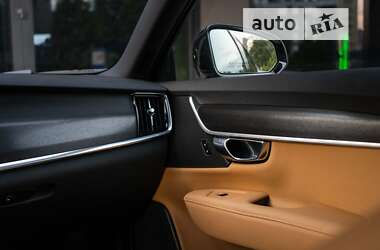 Седан Volvo S90 2016 в 