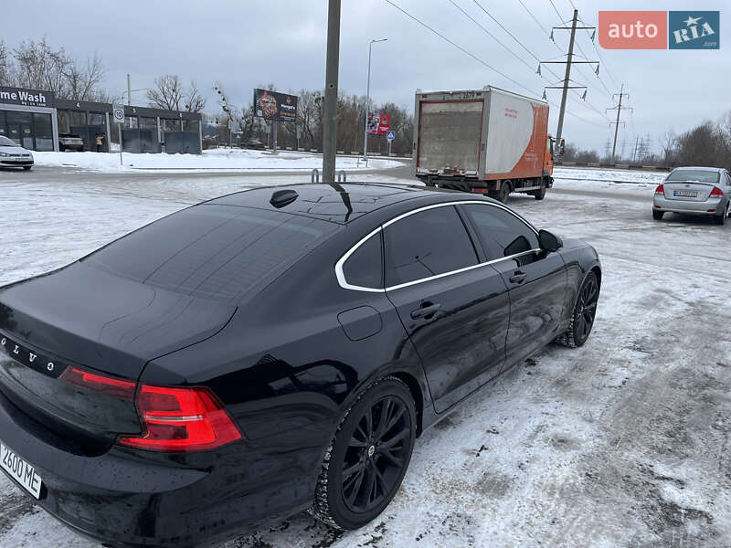Седан Volvo S90 2017 в Киеве