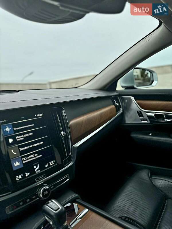 Седан Volvo S90 2017 в Одессе