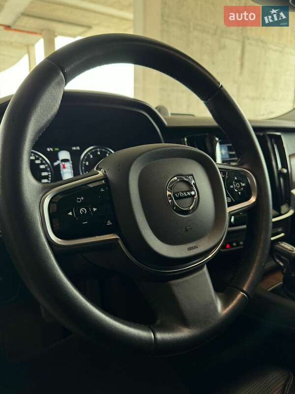 Седан Volvo S90 2017 в Одессе