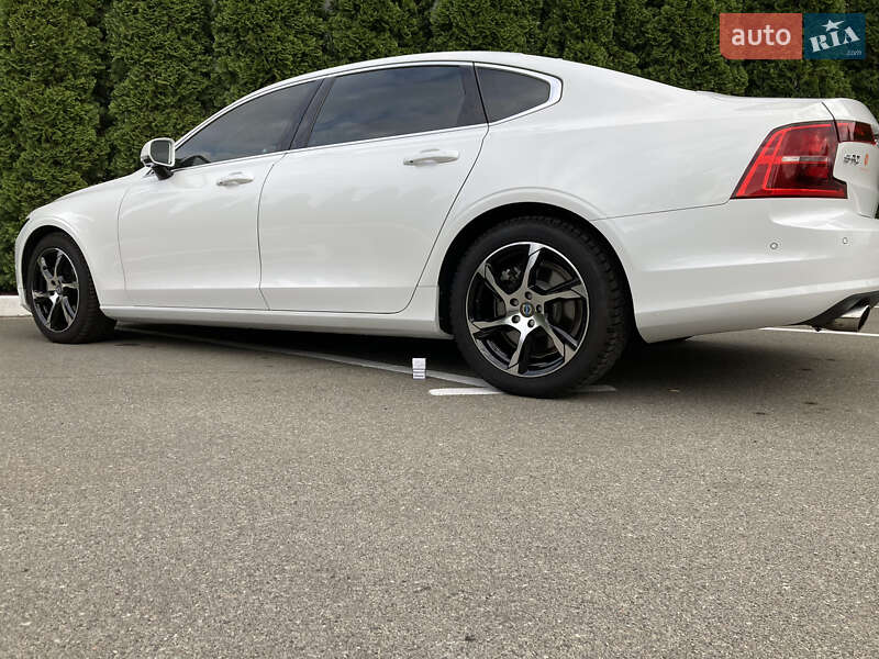 Седан Volvo S90 2017 в Києві