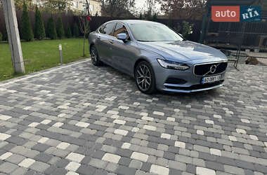Седан Volvo S90 2017 в 