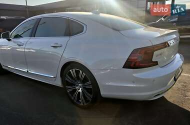 Седан Volvo S90 2022 в Києві