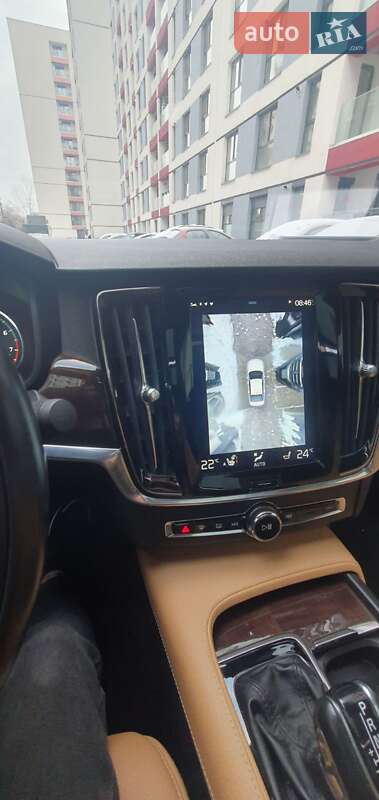 Седан Volvo S90 2018 в Измаиле