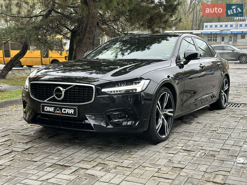 Седан Volvo S90 2019 в Днепре