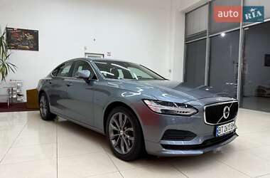 Седан Volvo S90 2017 в Чернівцях