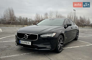Седан Volvo S90 2018 в 