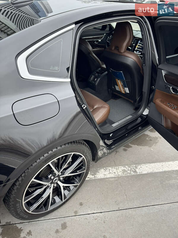 Седан Volvo S90 2018 в Киеве фото 44 Седан Volvo S90 2018 в Киеве