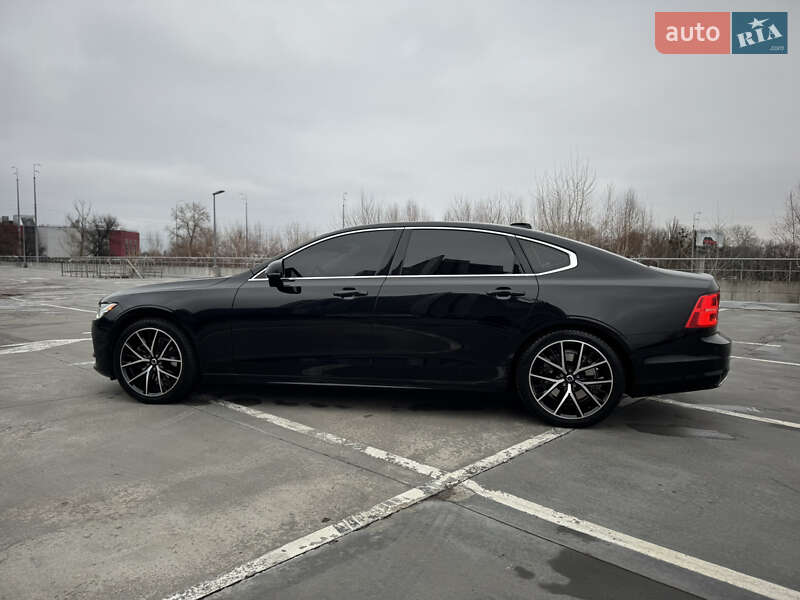 Седан Volvo S90 2018 в Киеве фото 59 Седан Volvo S90 2018 в Киеве