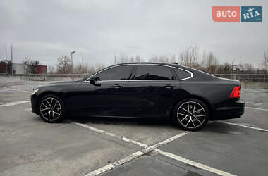 Седан Volvo S90 2018 в 