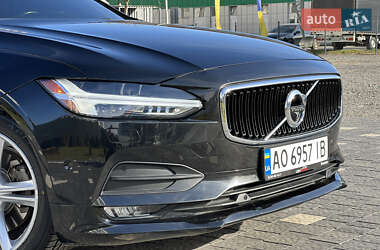 Седан Volvo S90 2017 в Ужгороді