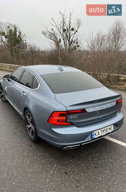 Седан Volvo S90 2016 в Червонограде