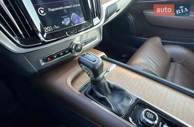 Седан Volvo S90 2017 в 