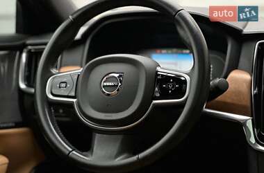 Седан Volvo S90 2017 в 
