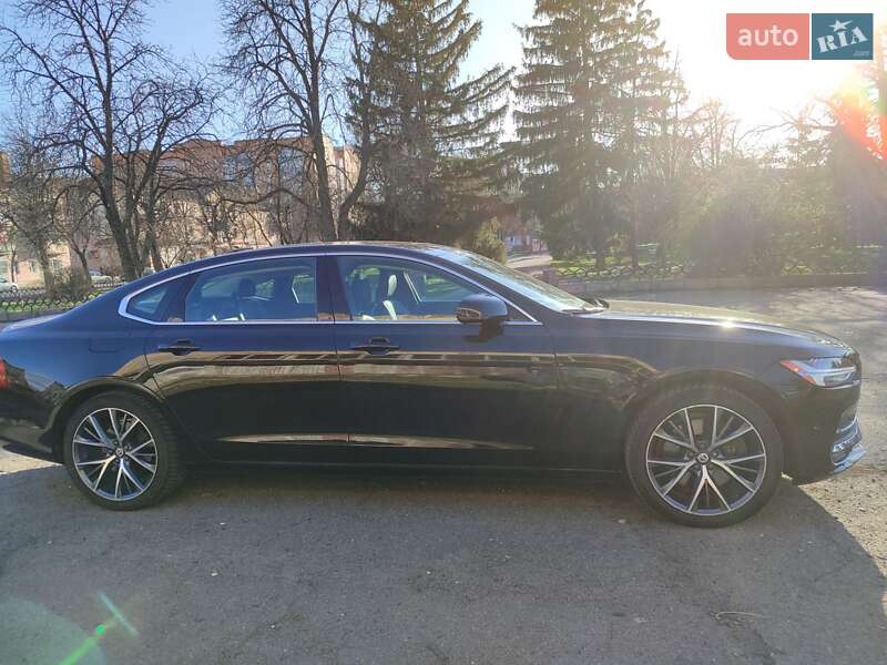 Седан Volvo S90 2017 в Киеве
