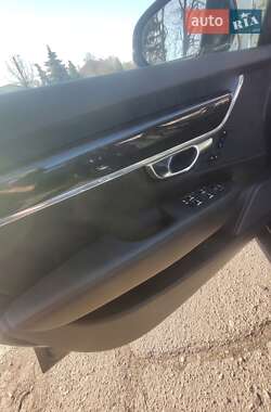 Седан Volvo S90 2017 в 