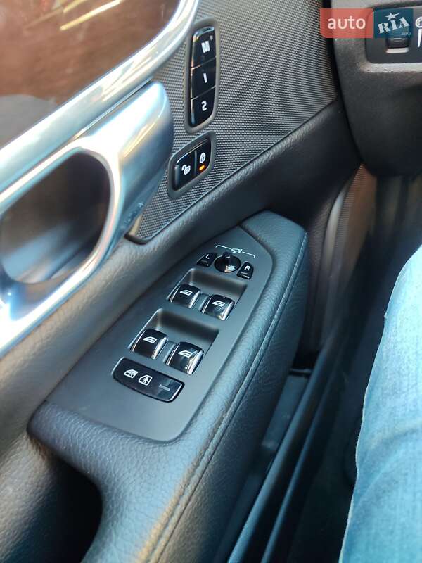 Седан Volvo S90 2017 в Киеве