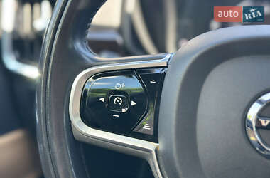 Седан Volvo S90 2017 в 