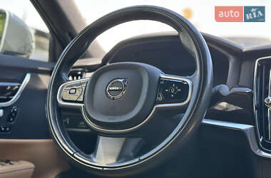 Седан Volvo S90 2017 в 