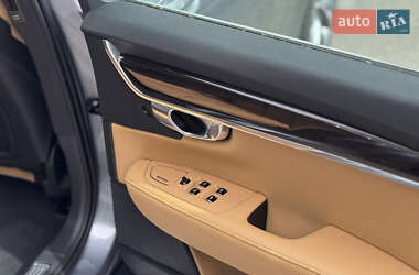 Седан Volvo S90 2017 в 