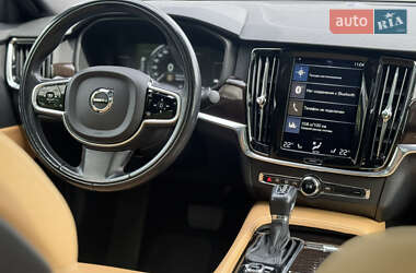 Седан Volvo S90 2017 в 