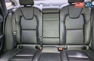 Седан Volvo S90 2017 в 