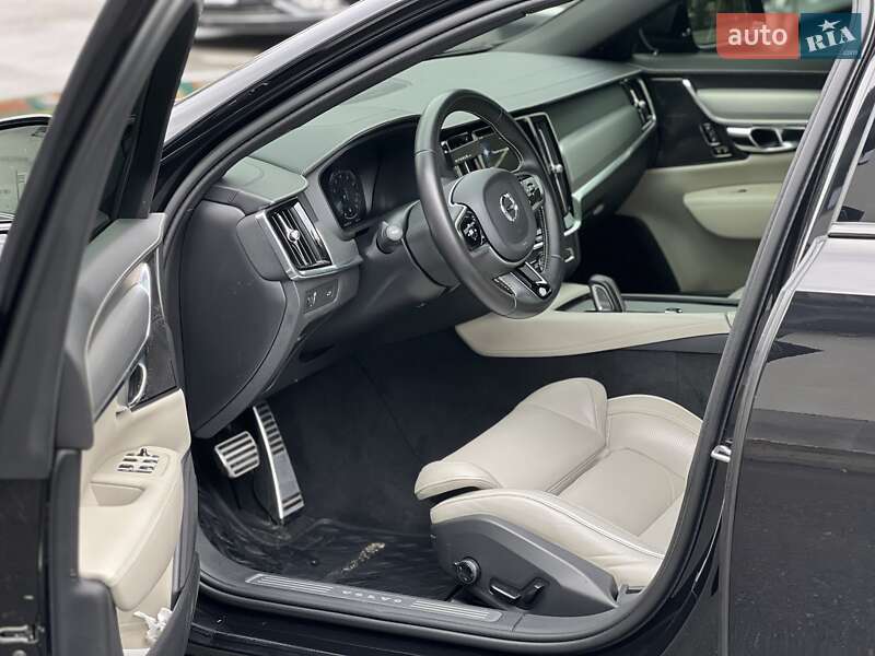 Седан Volvo S90 2020 в Дніпрі