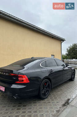 Седан Volvo S90 2017 в 