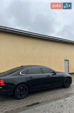 Седан Volvo S90 2017 в 