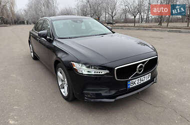 Седан Volvo S90 2018 в 
