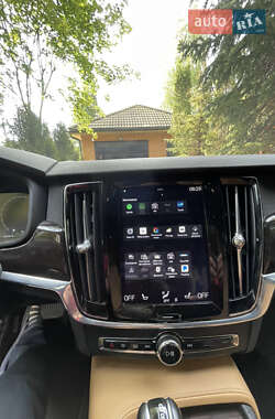 Седан Volvo S90 2017 в 