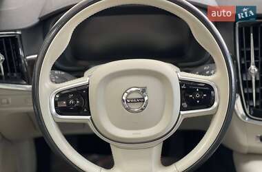 Седан Volvo S90 2017 в 