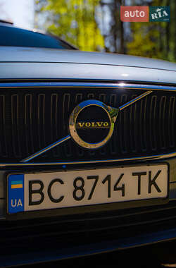Седан Volvo S90 2017 в 