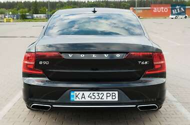 Седан Volvo S90 2016 в 