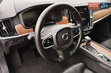 Седан Volvo S90 2016 в 