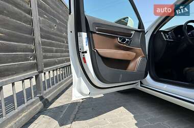 Седан Volvo S90 2017 в 
