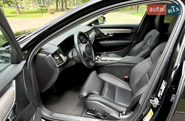 Седан Volvo S90 2022 в 