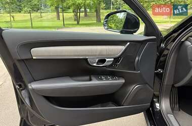 Седан Volvo S90 2022 в 