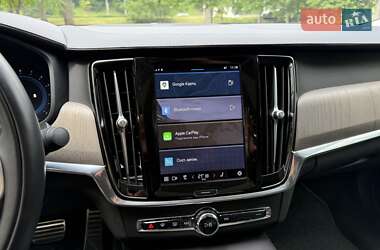Седан Volvo S90 2022 в 