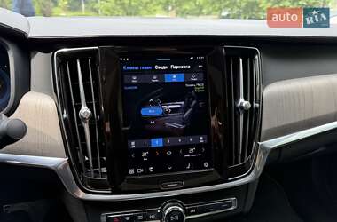 Седан Volvo S90 2022 в 
