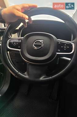 Седан Volvo S90 2016 в 