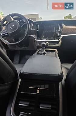 Седан Volvo S90 2016 в 