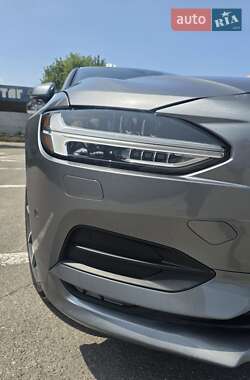 Седан Volvo S90 2016 в 