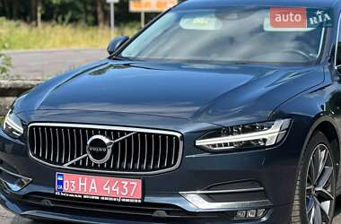 Седан Volvo S90 2017 в Трускавці