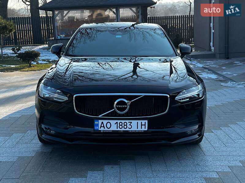 Седан Volvo S90 2018 в Киеве