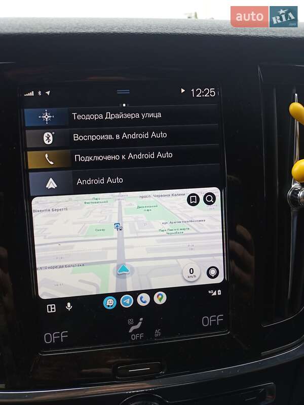 Седан Volvo S90 2018 в Киеве