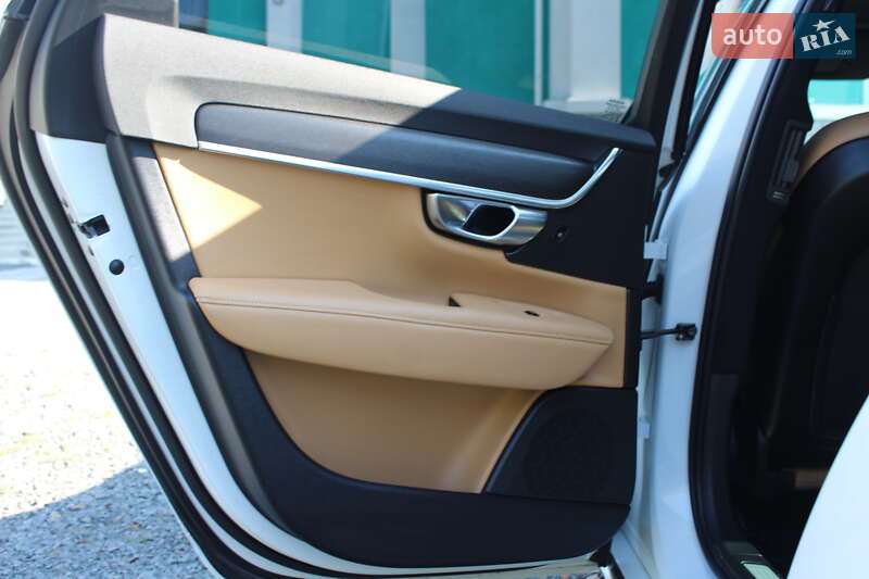 Седан Volvo S90 2016 в Хмельницком фото 24 Седан Volvo S90 2016 в Хмельницком