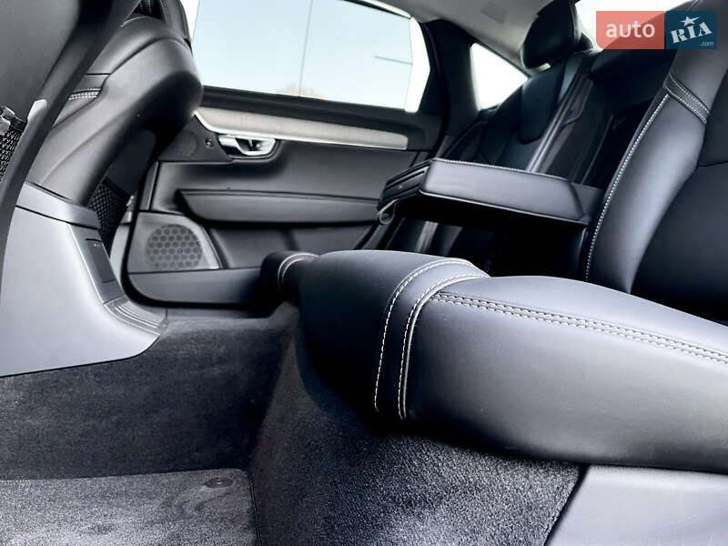 Седан Volvo S90 2024 в Киеве фото 44 Седан Volvo S90 2024 в Киеве